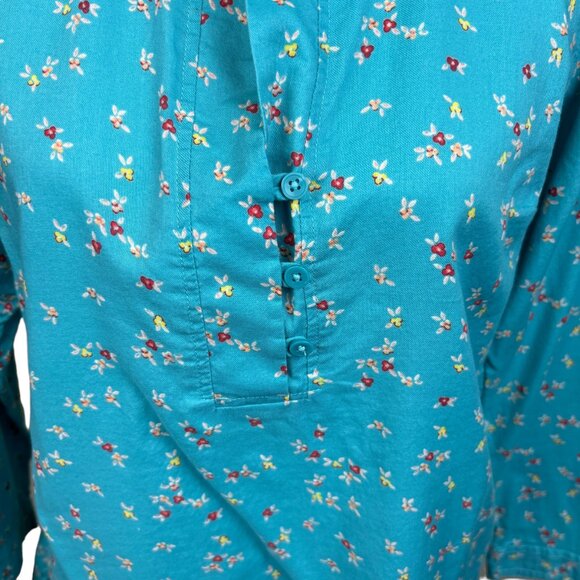 Talbots floral blouse, size Medium Petite, buttons, boho, summer, beach - Picture 2 of 9